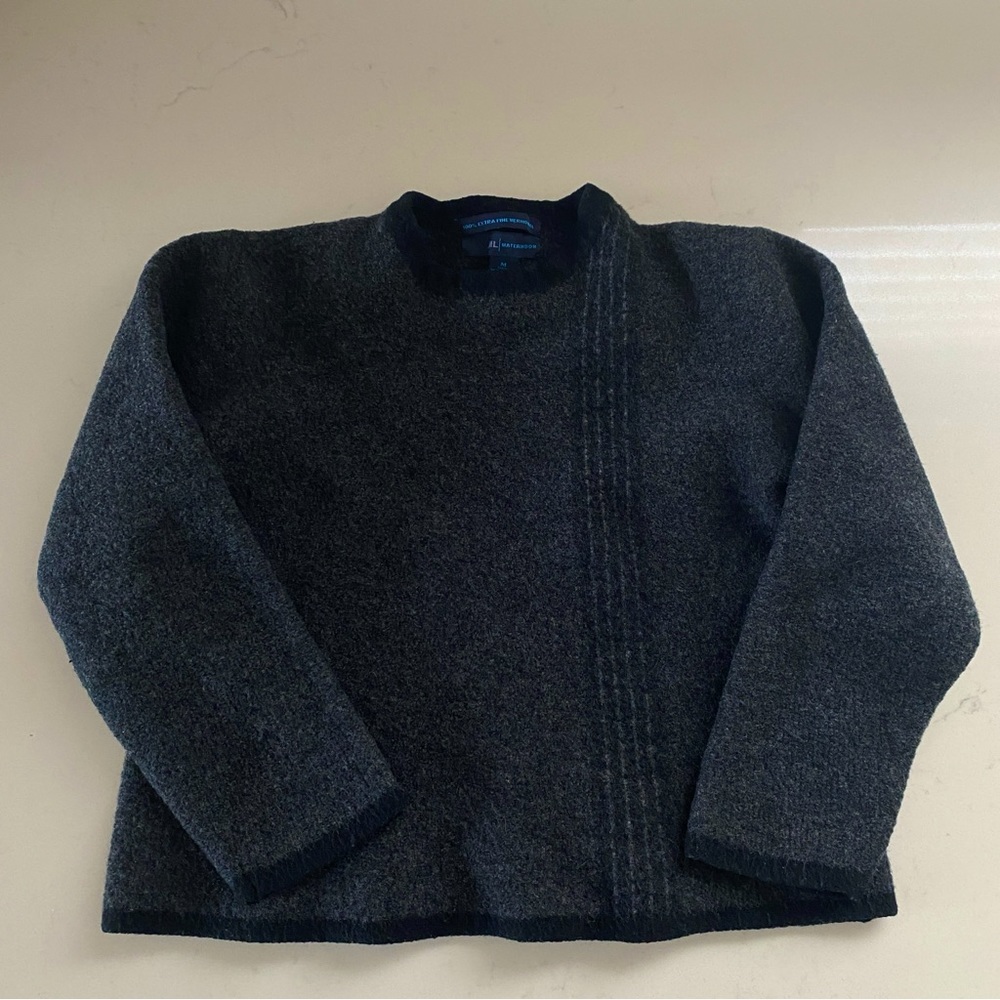Material London Dark Gray Kids Sweater Stripe Design 100% Wool Size M